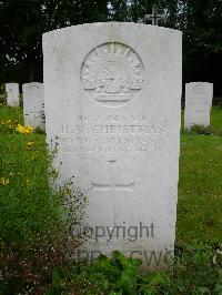 Hermies British Cemetery - Christmas, Henry Victor